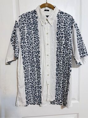 reyn spooner White Shirt with Navy Accents Hawiian classic Large